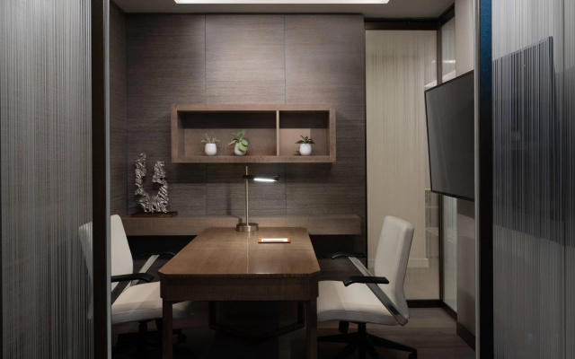 1 Bedroom Luxury Double Suite with balcony