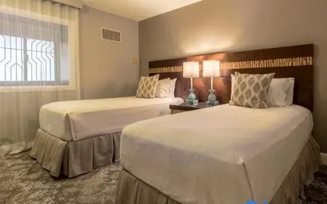 2 Bedrooms Deluxe Suite with view