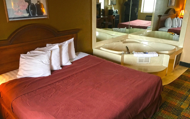 Luxury Suite