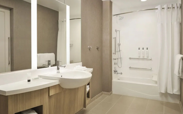 Double Suite
