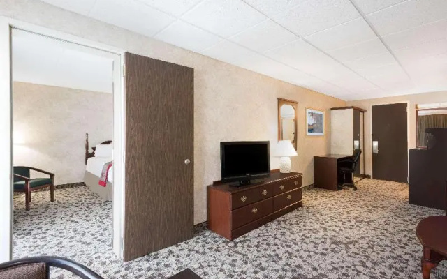 Quadruple Suite with balcony
