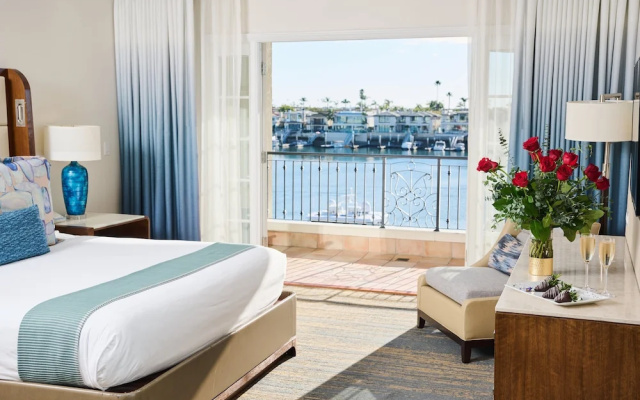 Standard Double room with balcony and with bay view