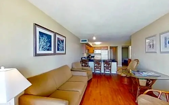 3 Bedrooms Apartment