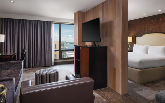 Double Suite