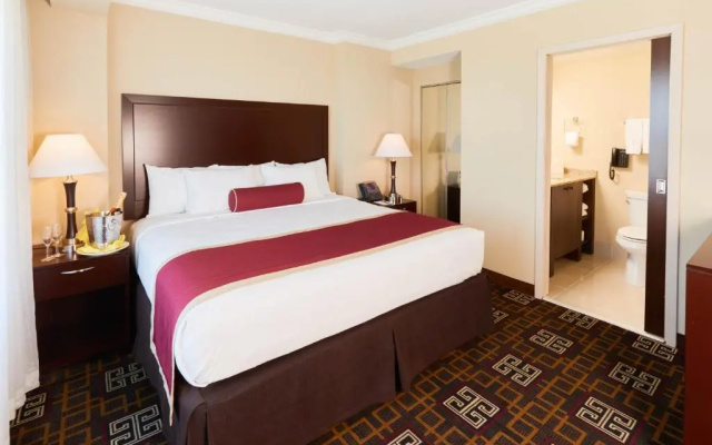 Deluxe Double Suite