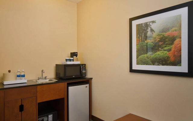 1 Bedroom Executive Double Suite