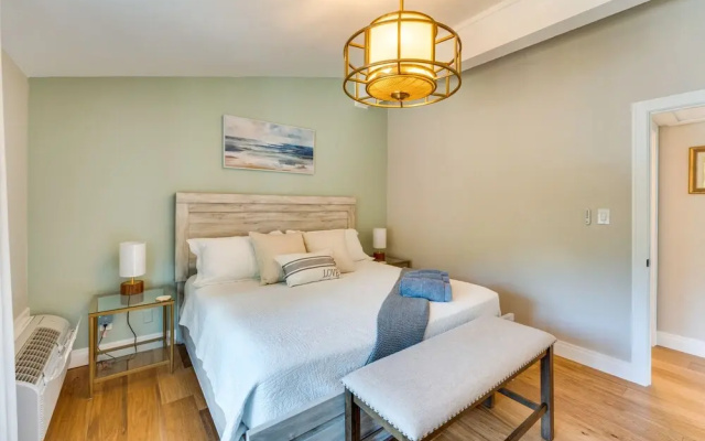 1 Bedroom Apartment with balcony