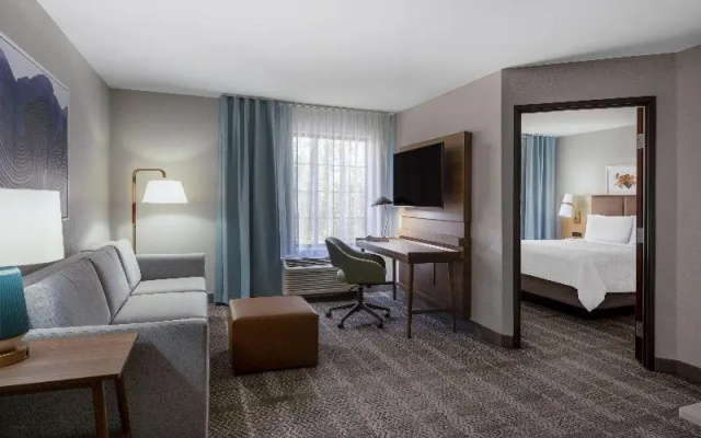 1 Bedroom Suite