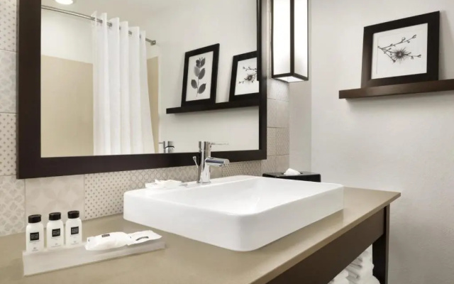 1 Bedroom Quadruple Suite