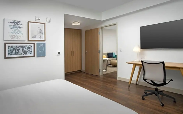 4 Bedrooms Suite with balcony