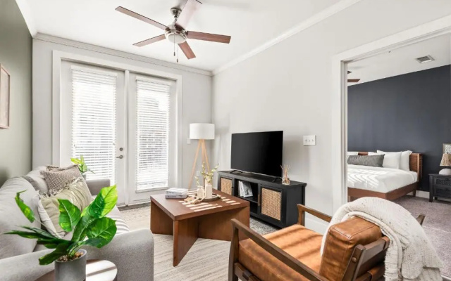 2 Bedrooms Apartment
