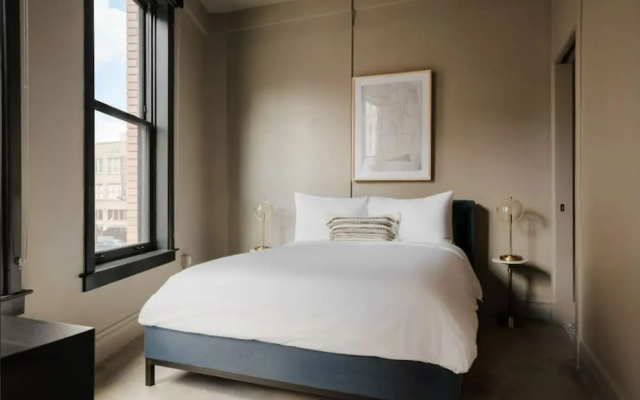 4 Bedrooms Luxury Suite