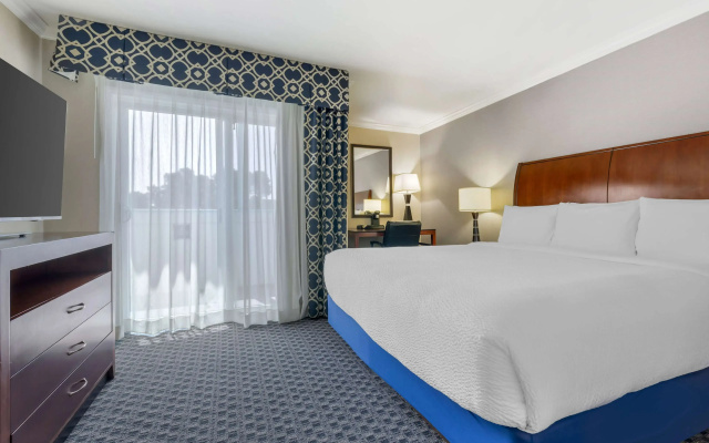 2 Bedrooms Double Suite with balcony
