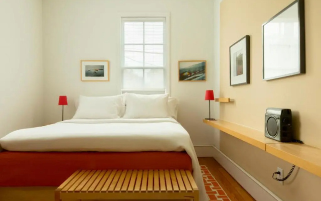 Standard room