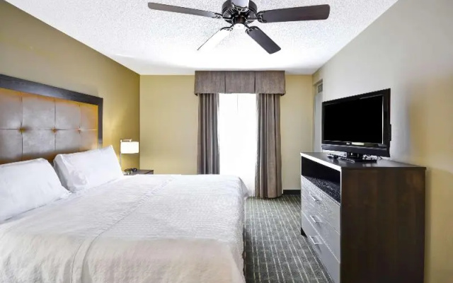 2 Bedrooms Suite with balcony