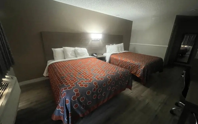 Comfort Quadruple room with city view