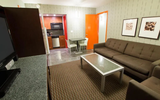 Double Suite