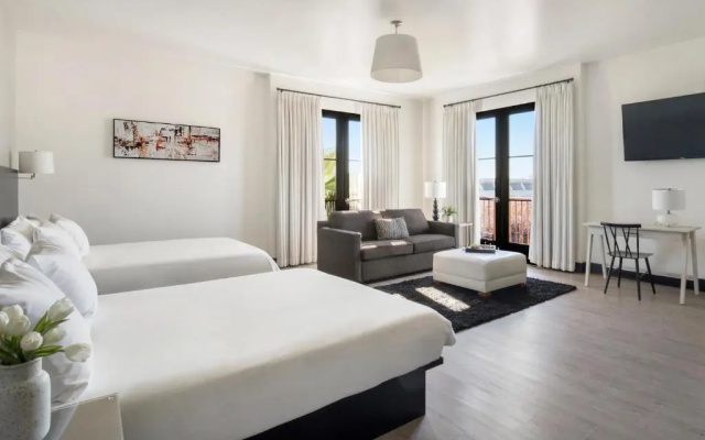 Premier room