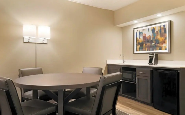 1 Bedroom Double Suite