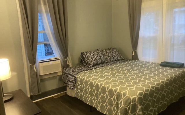 Economy Cottage