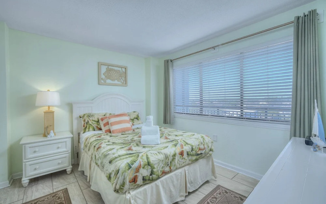 2 Bedrooms Standard room with balcony and oceanfront
