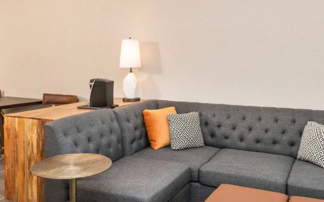 1 Bedroom Executive Suite