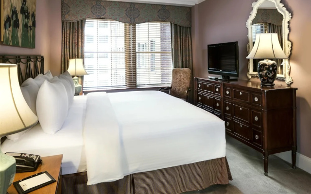 Double Suite with park view