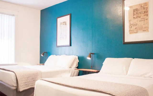 Private Ensuite Twin room