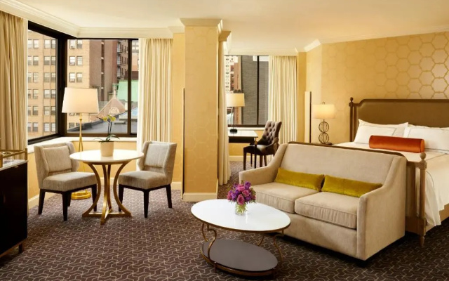 Standard room with city view