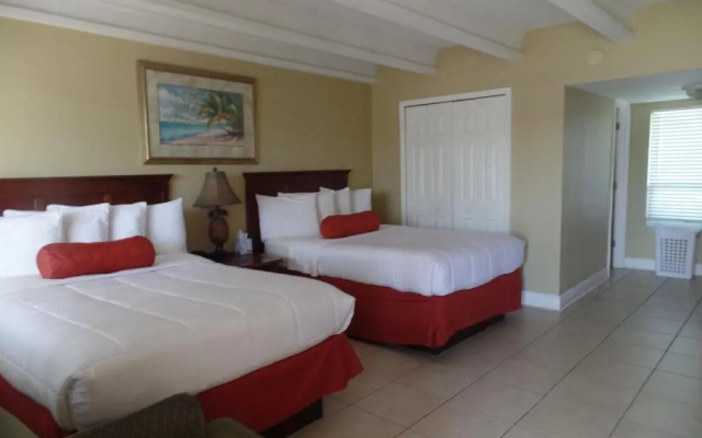 Deluxe Quadruple Suite