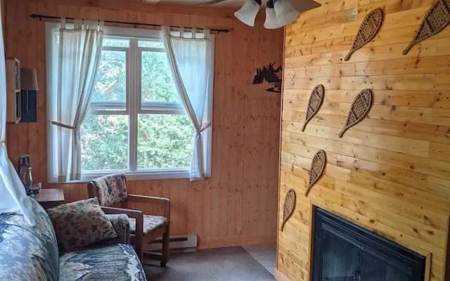 Standard Quadruple Duplex room with balcony and with mountain view