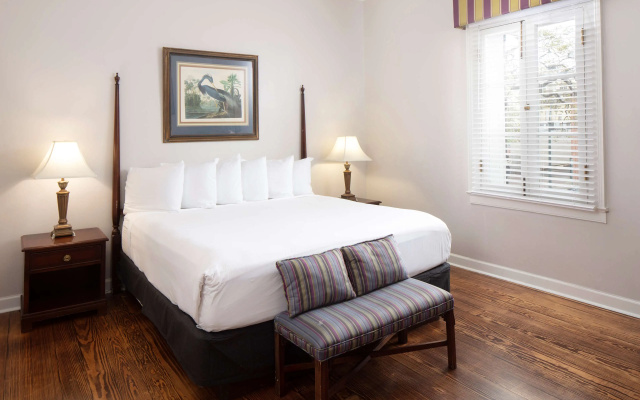2 Bedrooms Suite