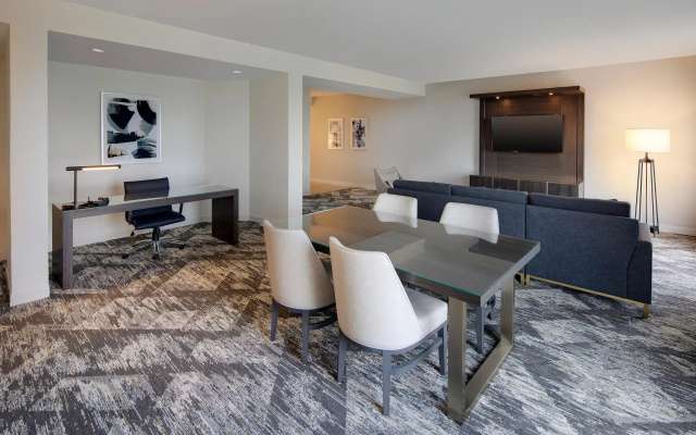 2 Bedrooms Suite