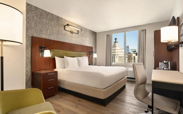 Double room with city view