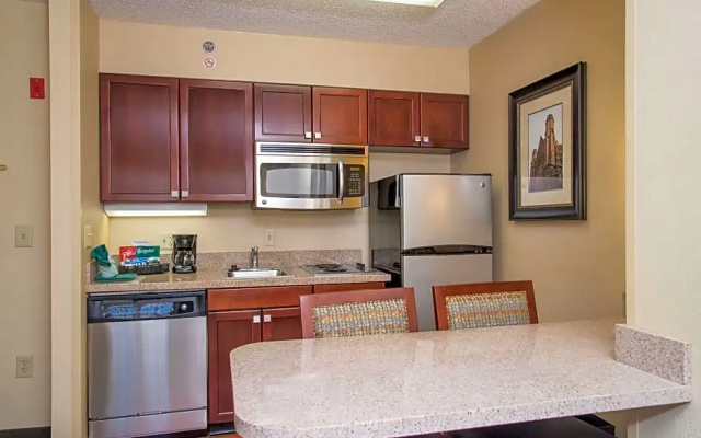 1 Bedroom Standard Quadruple room with balcony