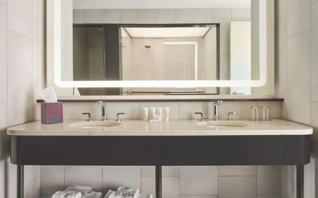 1 Bedroom Suite