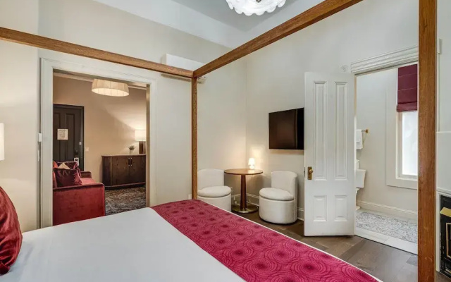 Premium Suite