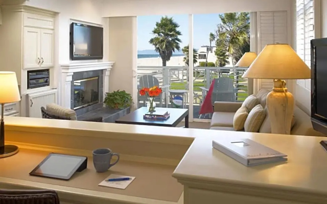 Suite with ocean view