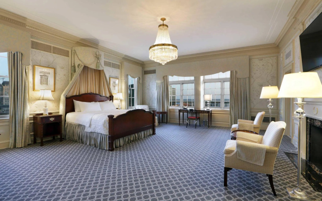1 Bedroom Presidential Double Suite with city view
