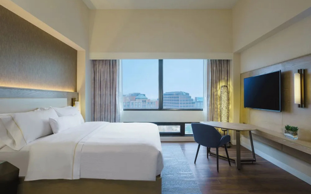 1 Bedroom Deluxe Suite