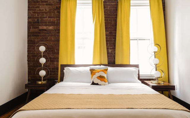 Executive Double Suite with city view