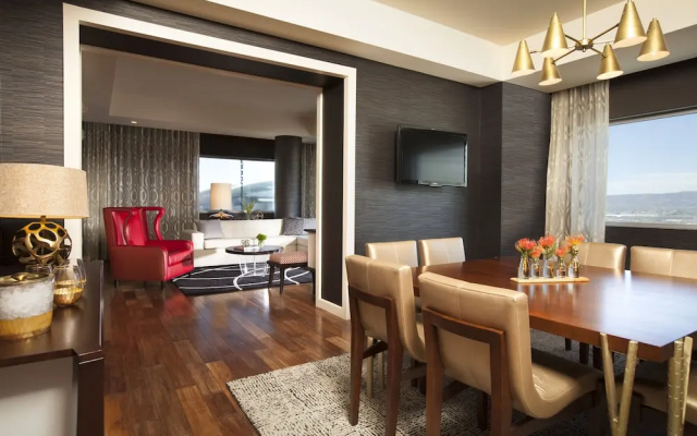 Presidential Double Suite