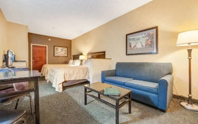 Double Suite with pool view