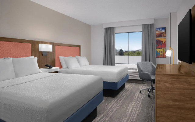 Standard room with mountain view