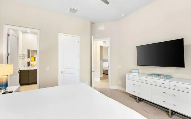 5 Bedrooms Luxury Duplex room with balcony