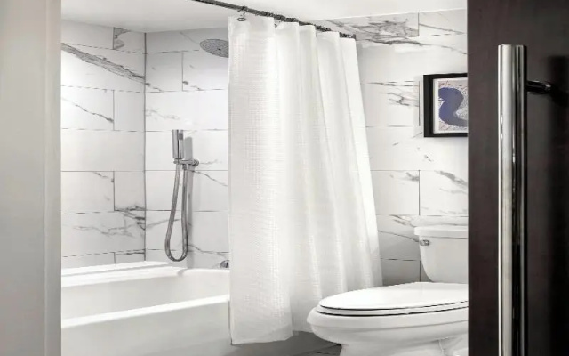 Deluxe Quadruple room with view