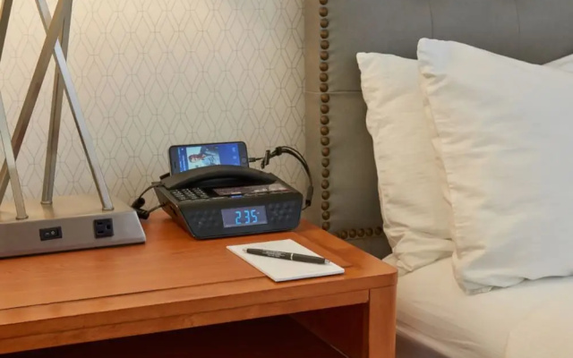 Deluxe Quadruple room with balcony