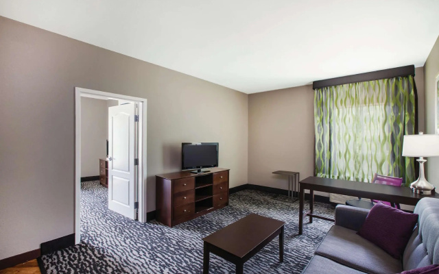1 Bedroom Double Suite