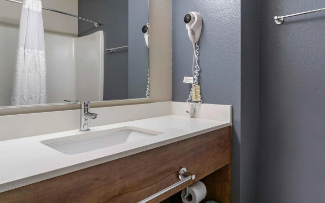 Quadruple Suite