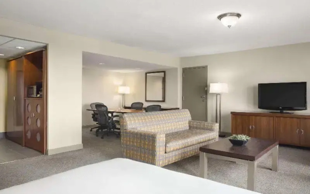 Standard Double room with pool view